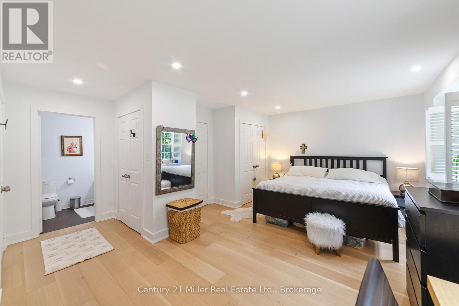 11 - 1061 North Shore Boulevard E, Burlington, Ontario  L7T 1X9 - Photo 22 - W12206403