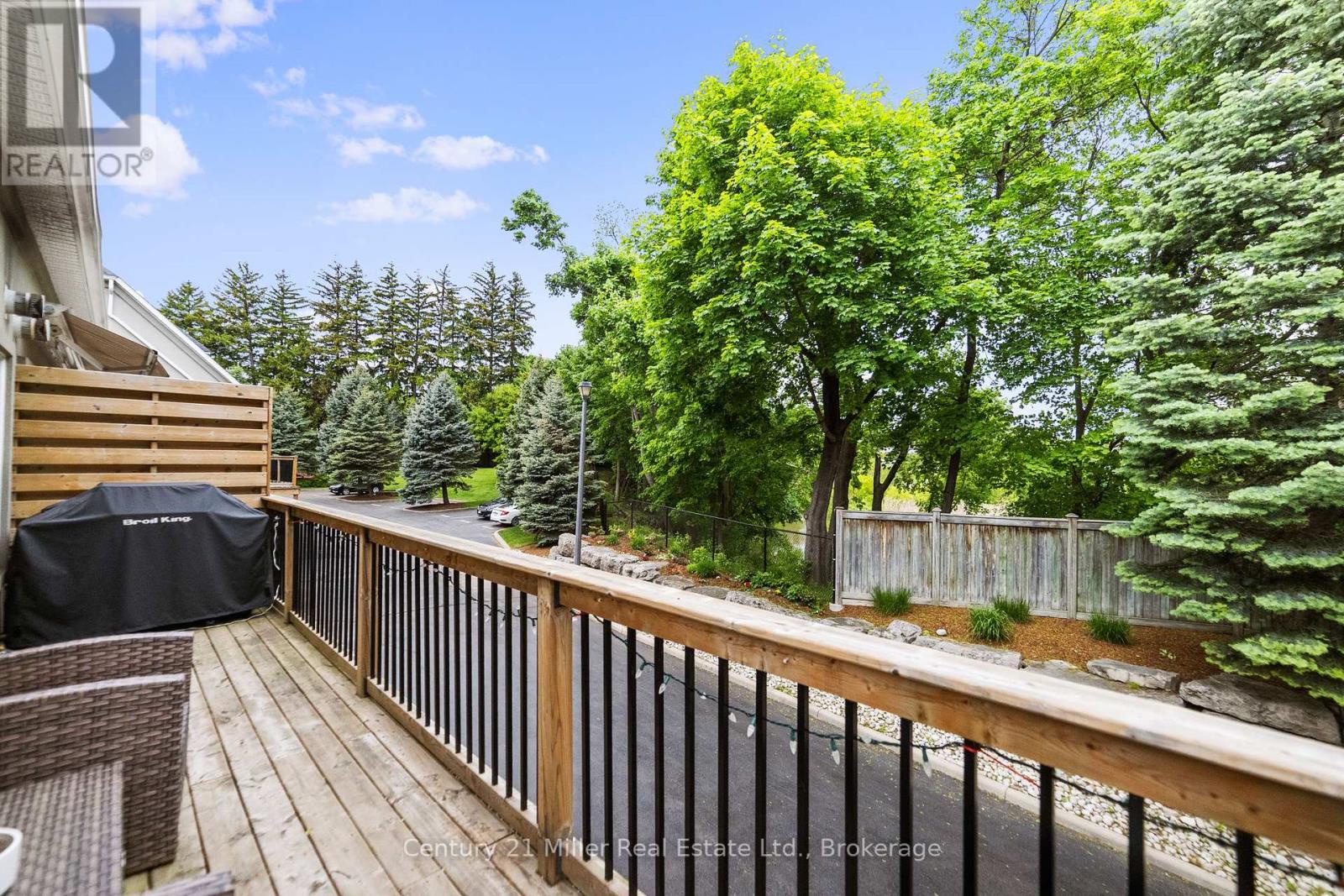 11 - 1061 North Shore Boulevard E, Burlington, Ontario  L7T 1X9 - Photo 30 - W12206403