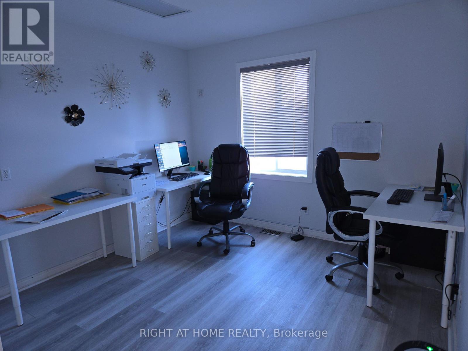 Main Floor - 10014 Yonge Street N, Richmond Hill, Ontario  L4C 1T8 - Photo 8 - N12206370