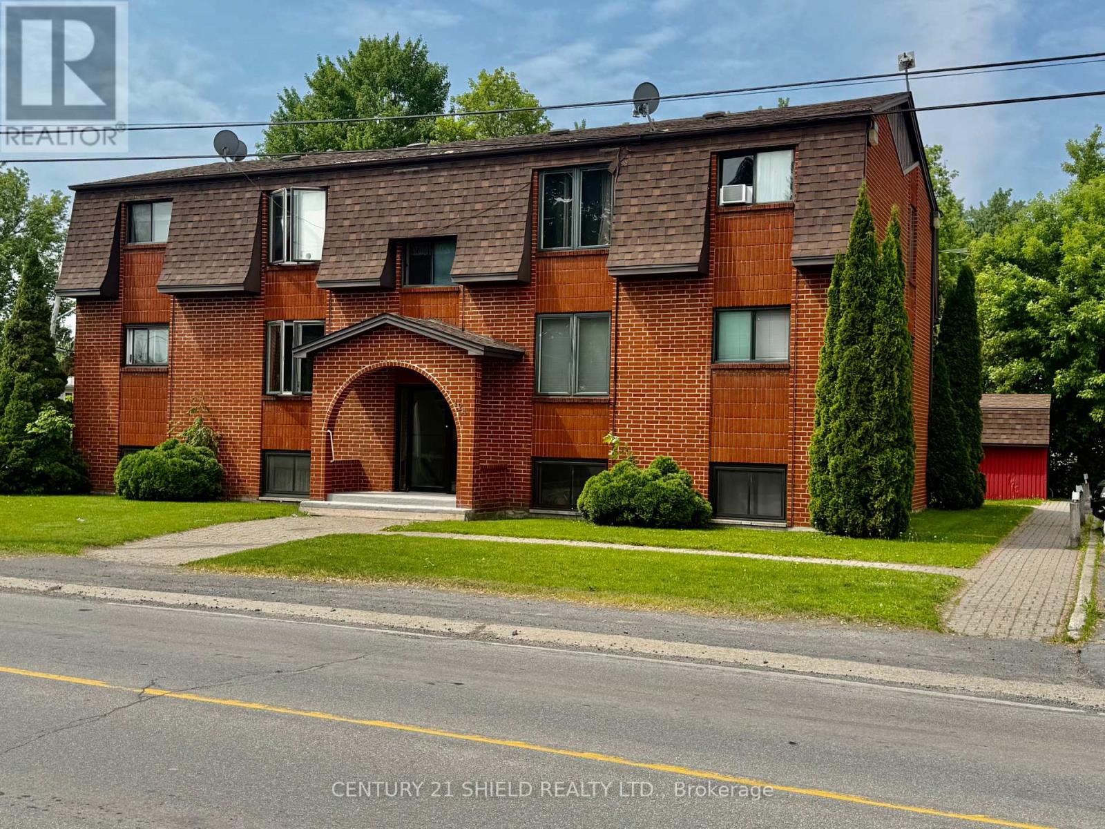 124 Military Road N, South Glengarry, Ontario  K0C 1N0 - Photo 1 - X12206406