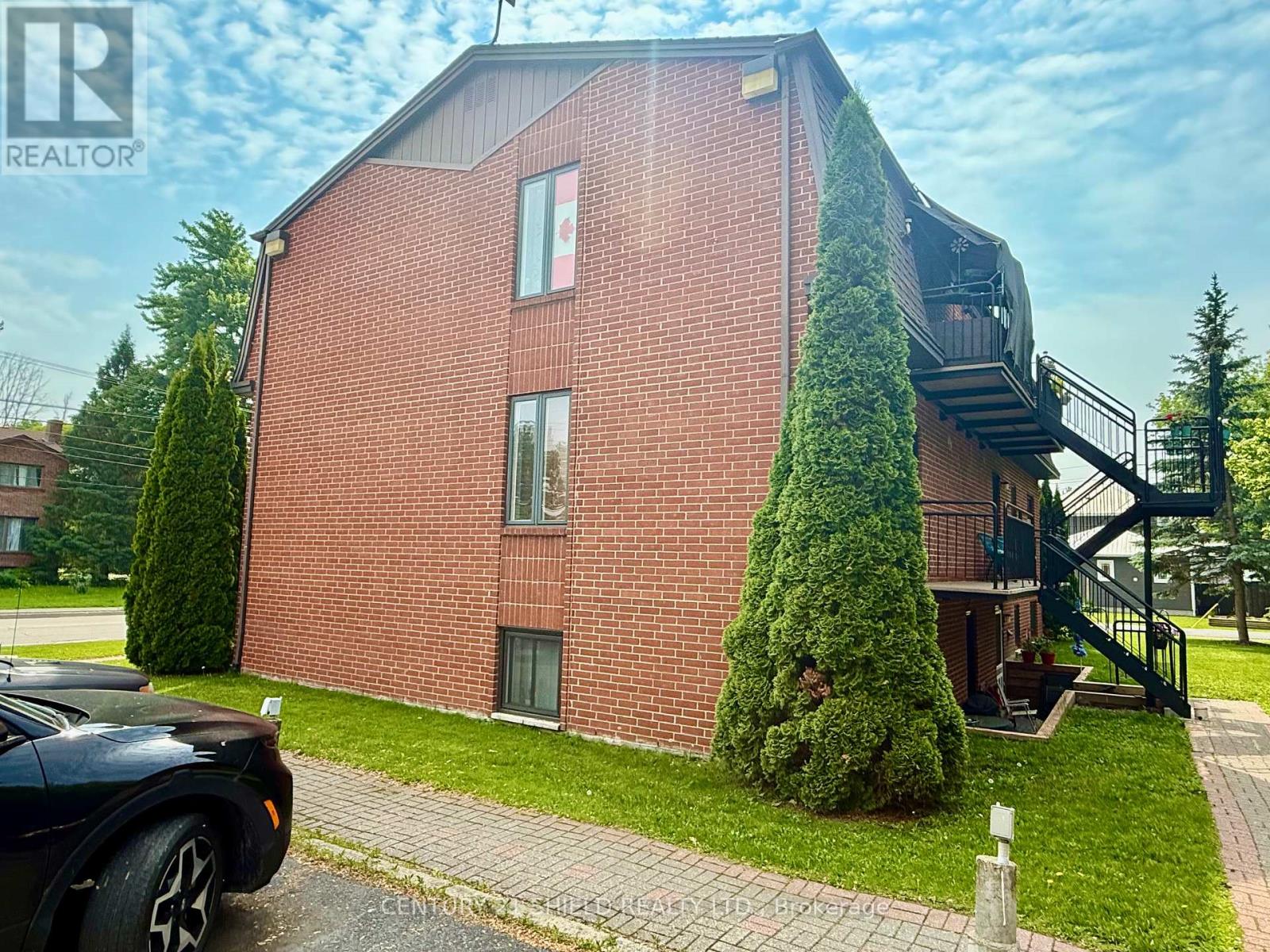 124 Military Road N, South Glengarry, Ontario  K0C 1N0 - Photo 4 - X12206406