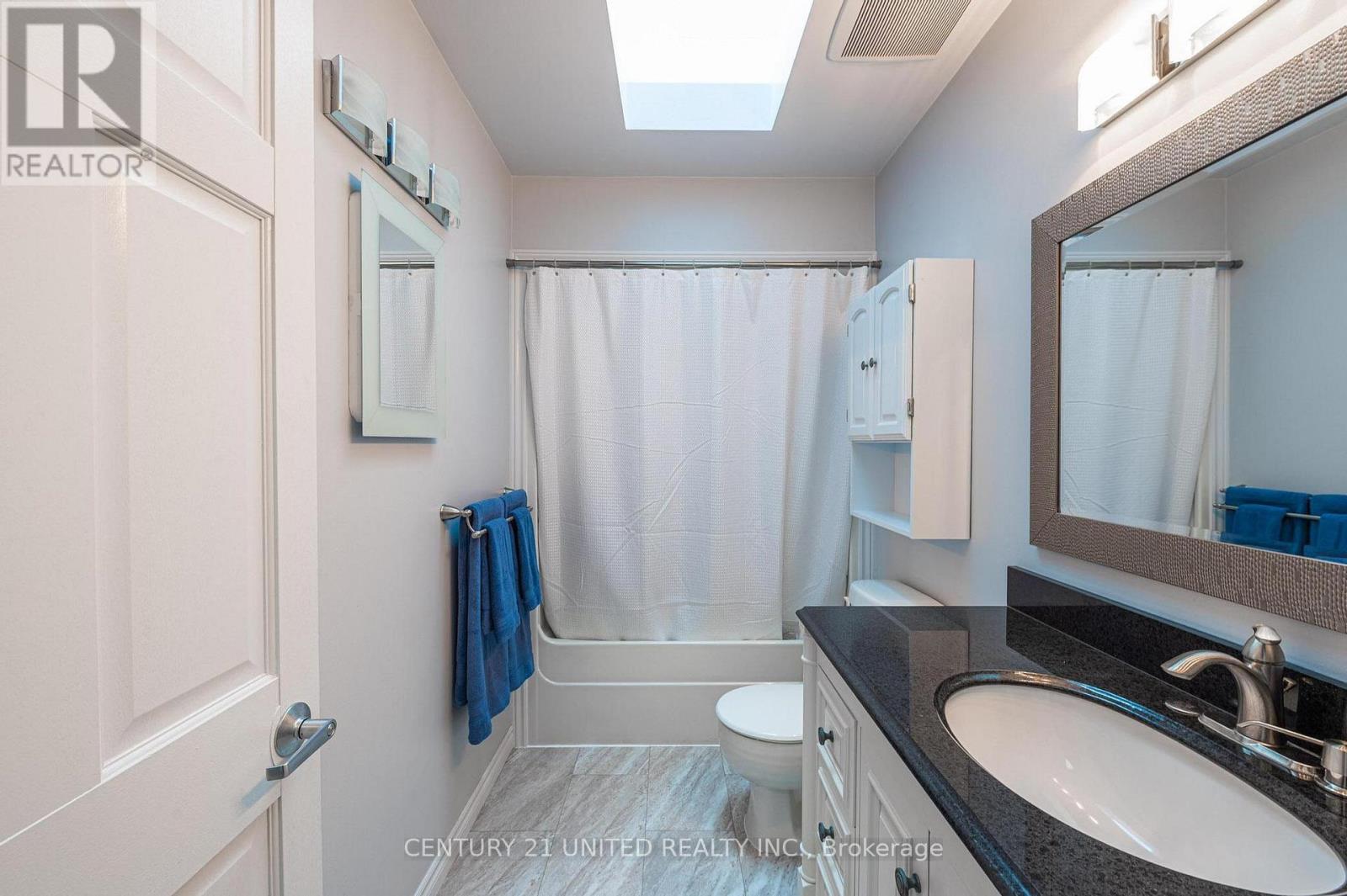 2509 Marsdale Drive, Peterborough East, Ontario  K9L 1Z4 - Photo 13 - X12189849