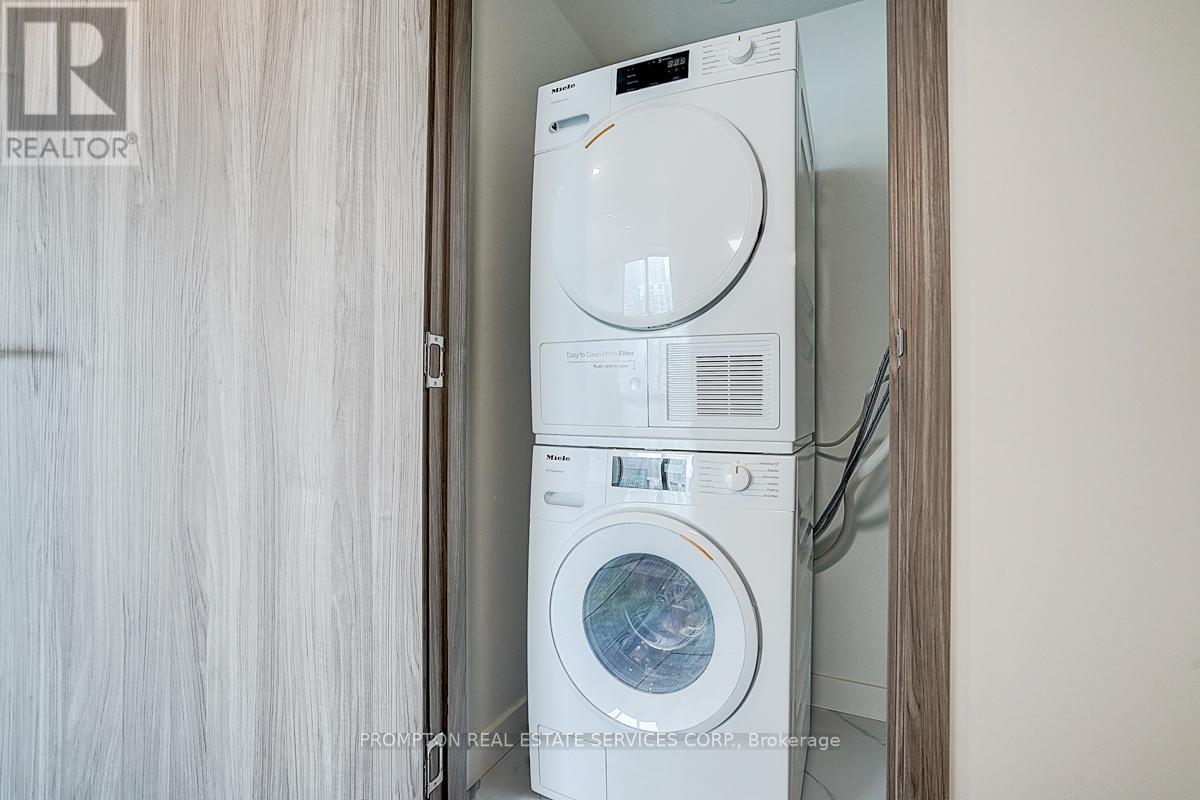2612 - 1 Concord Cityplace Way, Toronto, Ontario  M5V 0X3 - Photo 39 - C12200142