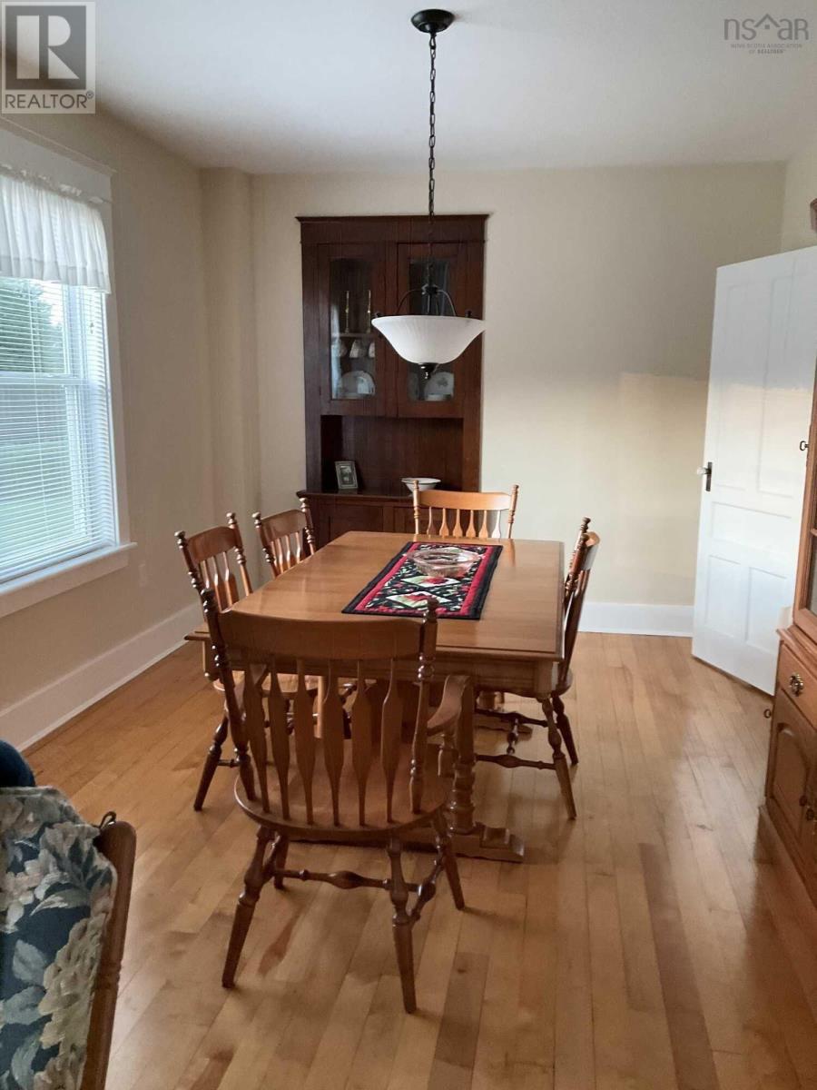 133 Pleasant Street, Mahone Bay, Nova Scotia  B0J 2E0 - Photo 6 - 202513927