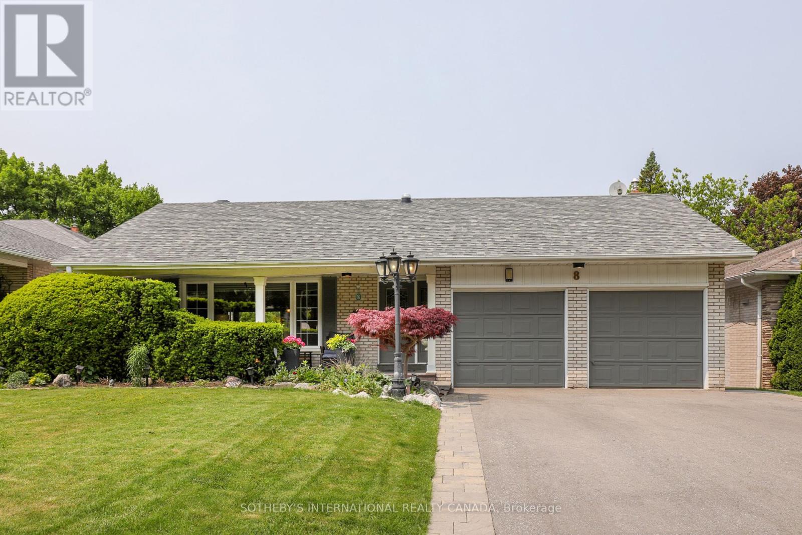 8 HUNTING RIDGE, Toronto, Ontario