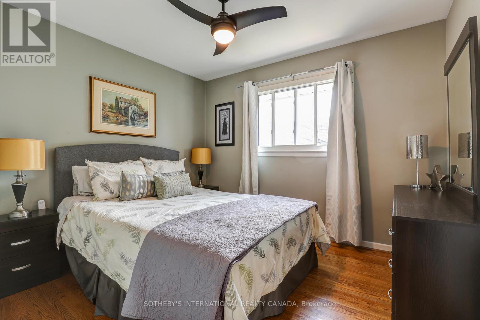 8 Hunting Ridge, Toronto, Ontario  M9R 1B5 - Photo 15 - W12206289