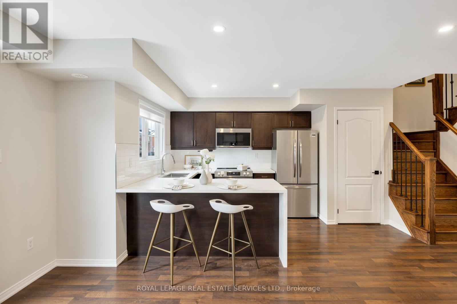 10 - 15 Hays Boulevard, Oakville (Ro River Oaks), Ontario  L6H 0H8 - Photo 7 - W12206308