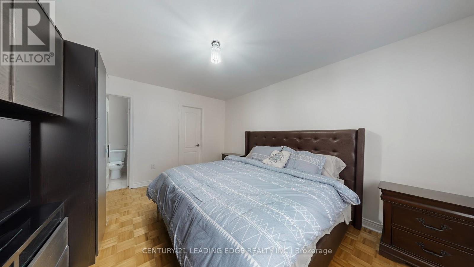 17 Pressed Brick Drive, Brampton, Ontario  L6V 4K3 - Photo 21 - W12206357