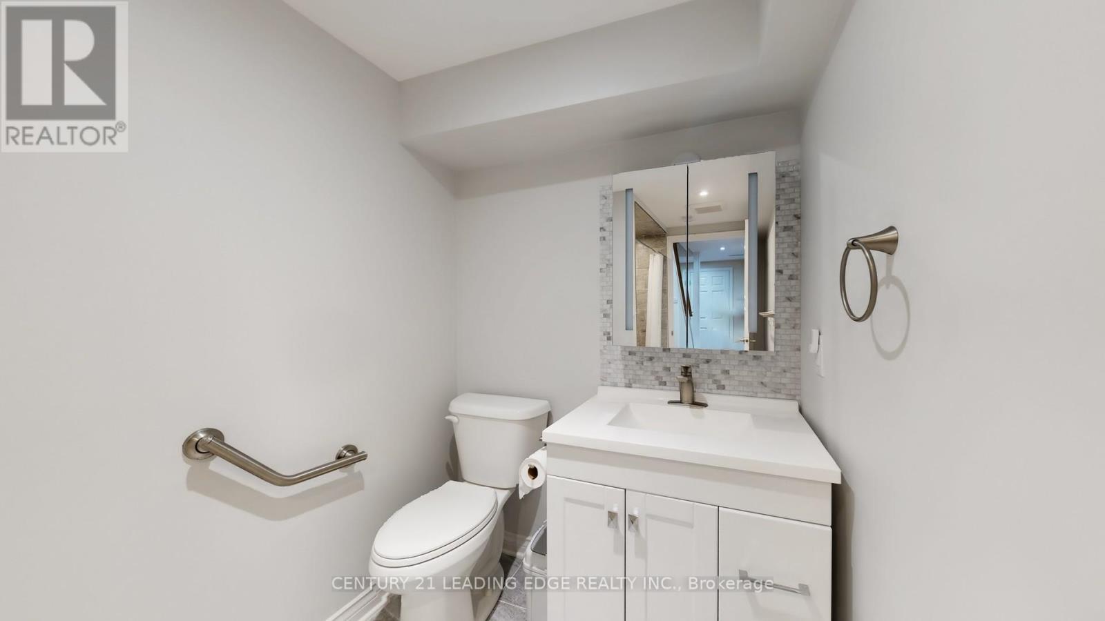17 Pressed Brick Drive, Brampton, Ontario  L6V 4K3 - Photo 42 - W12206357