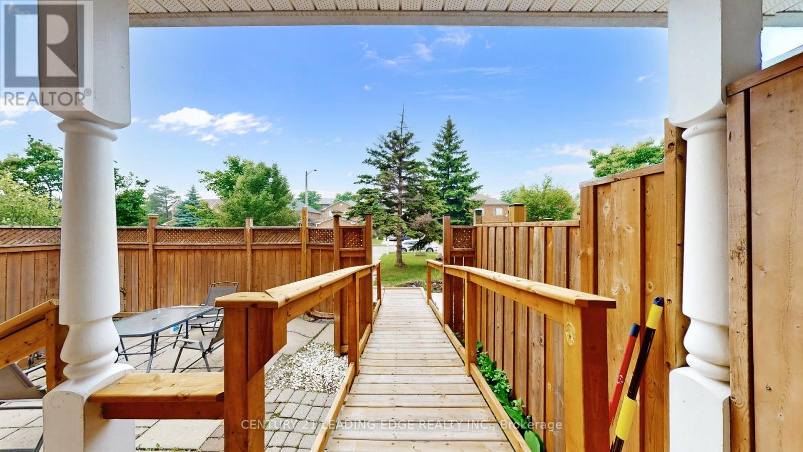 17 Pressed Brick Drive, Brampton, Ontario  L6V 4K3 - Photo 44 - W12206357