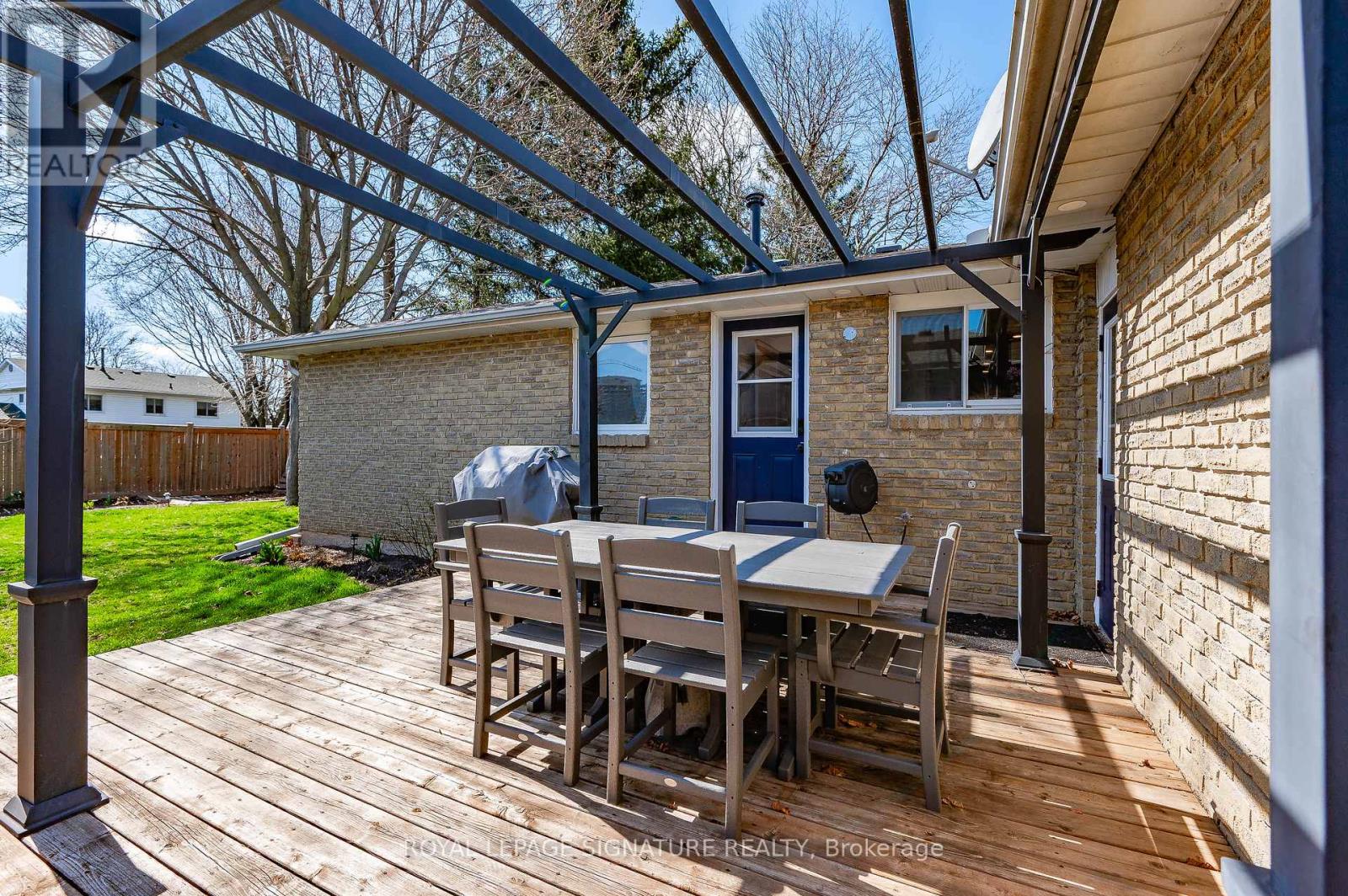 756 Frobisher Boulevard, Milton, Ontario  L9T 3H8 - Photo 37 - W12206367