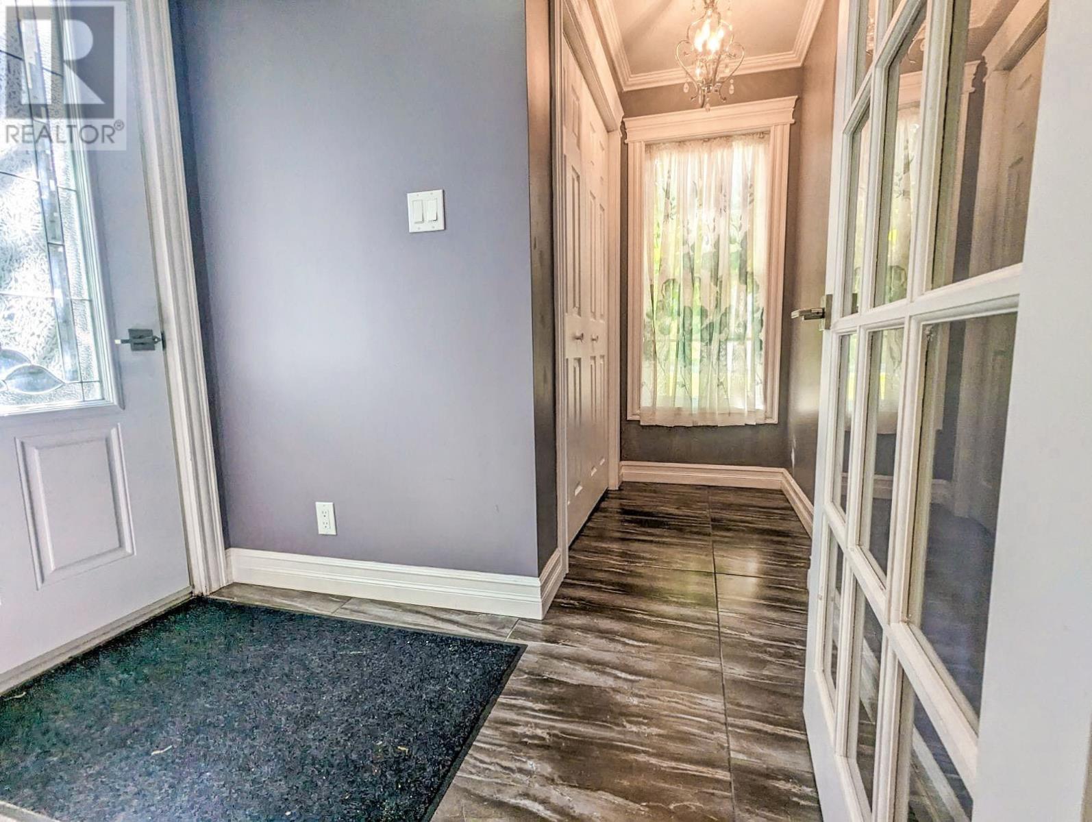 Property at 39 Queen Street image 4