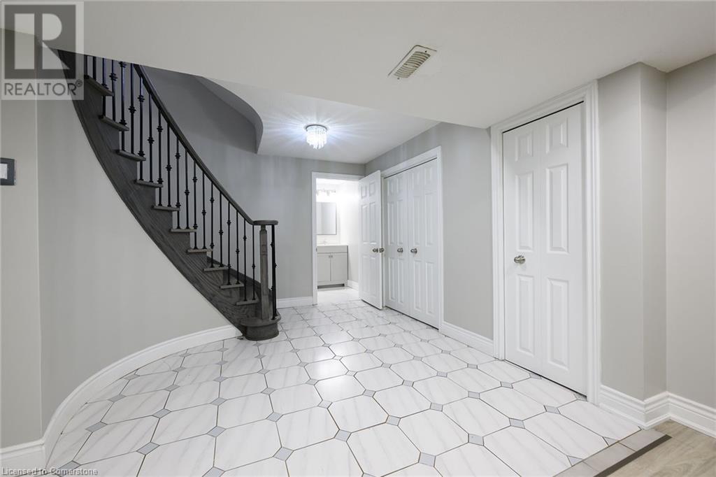 65 Ben Tirran Crescent, Stoney Creek, Ontario  L8G 4V6 - Photo 39 - 40729379