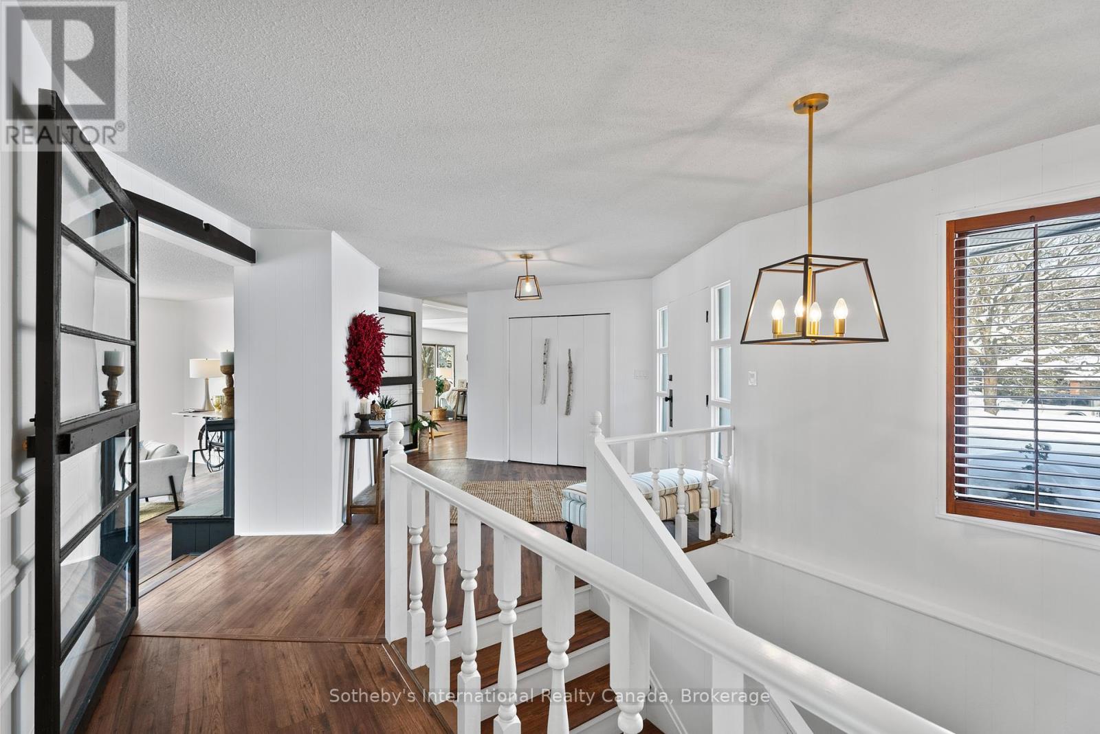 26 Curling Road, Bracebridge, Ontario  P1L 1M6 - Photo 3 - X11938312