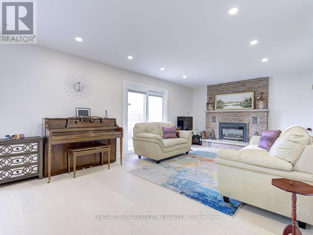 83 Pinewarbler Drive, Hamilton, Ontario  L9A 4Z5 - Photo 18 - X12206339