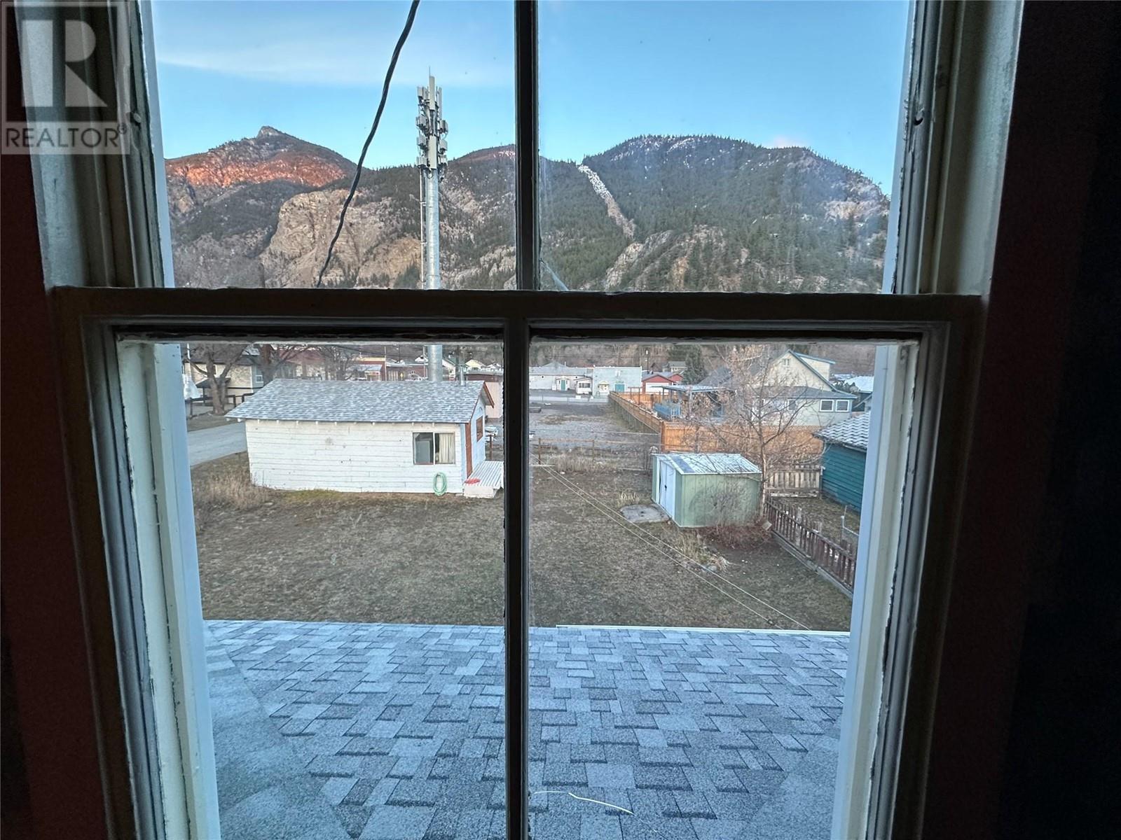 5797 Irene Street, Hedley, British Columbia  V0X 1K0 - Photo 24 - 10351352