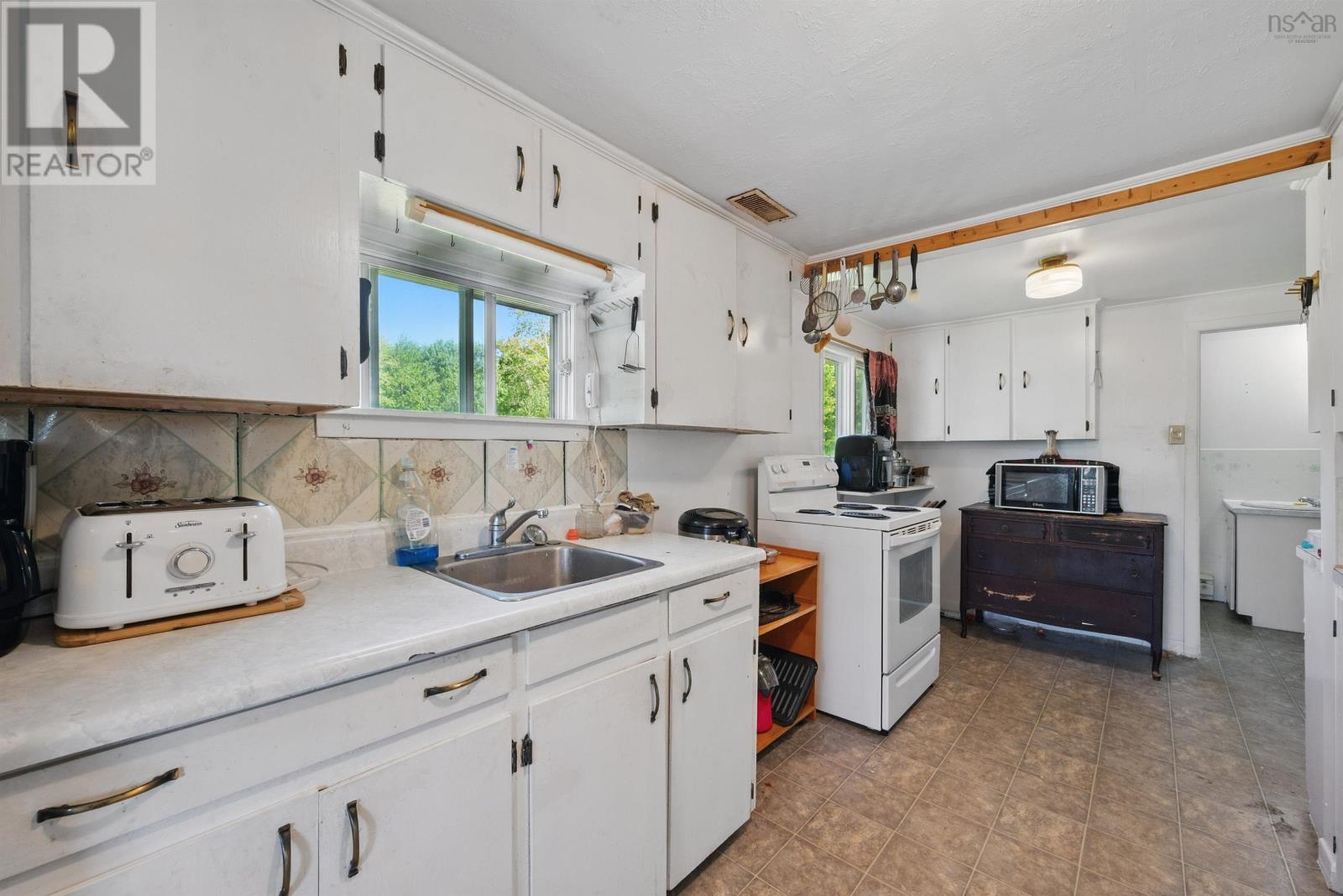 3264 Highway 215, Centre Burlington, Nova Scotia  B0N 2A0 - Photo 9 - 202513408
