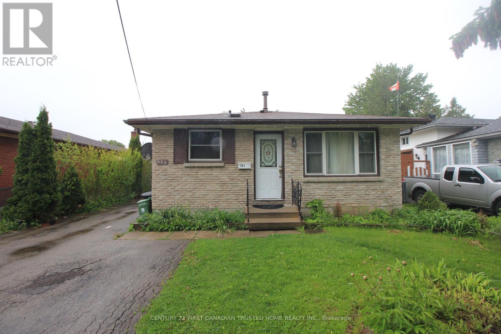 664 MILLBANK DRIVE, London South, Ontario