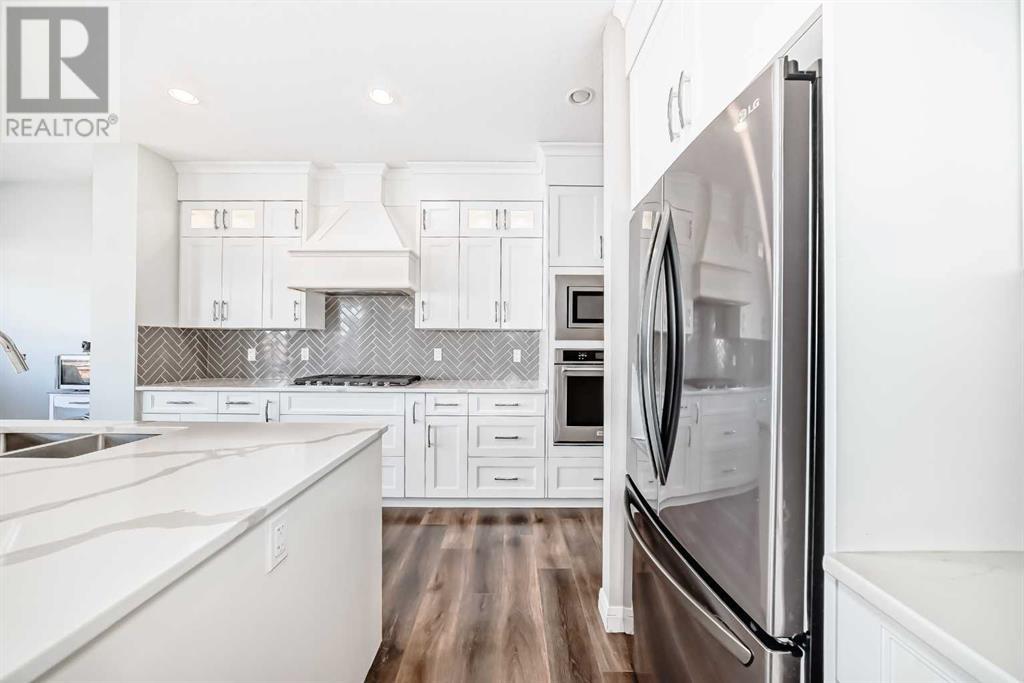 240 Riviera Way, Cochrane, Alberta  T5C 0Z2 - Photo 6 - A2210645