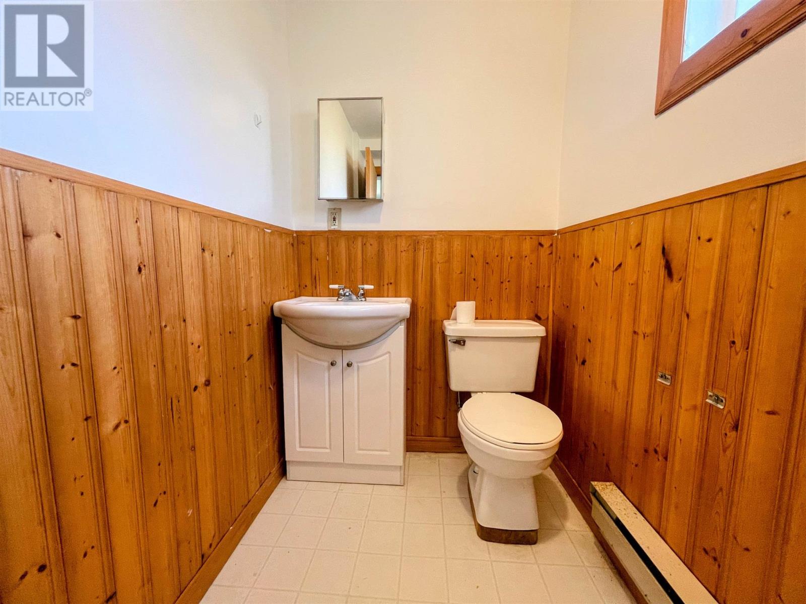 5 Wendego St, Manitouwadge, Ontario  P0T 2C0 - Photo 22 - TB242811