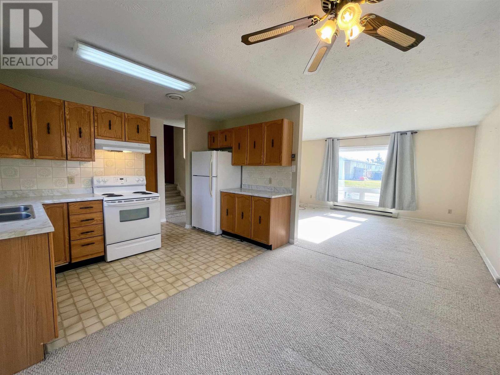 5 Wendego St, Manitouwadge, Ontario  P0T 2C0 - Photo 7 - TB242811