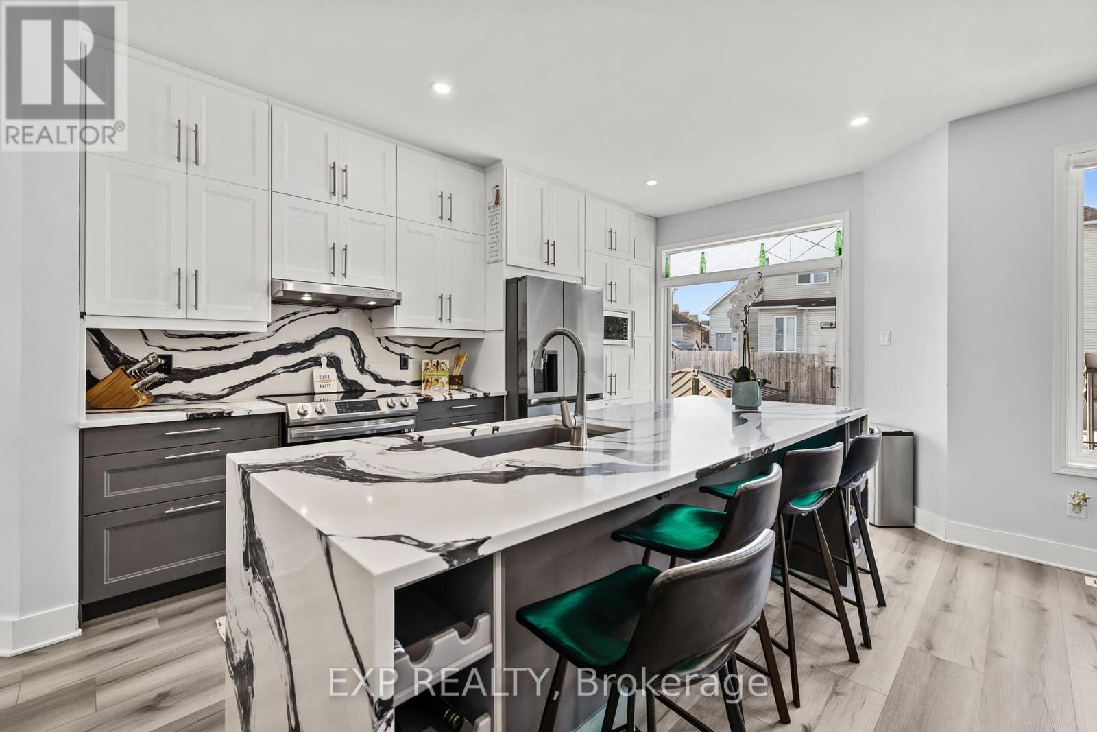 2151 Avebury Drive, Ottawa, Ontario  K4A 4G7 - Photo 7 - X12206604