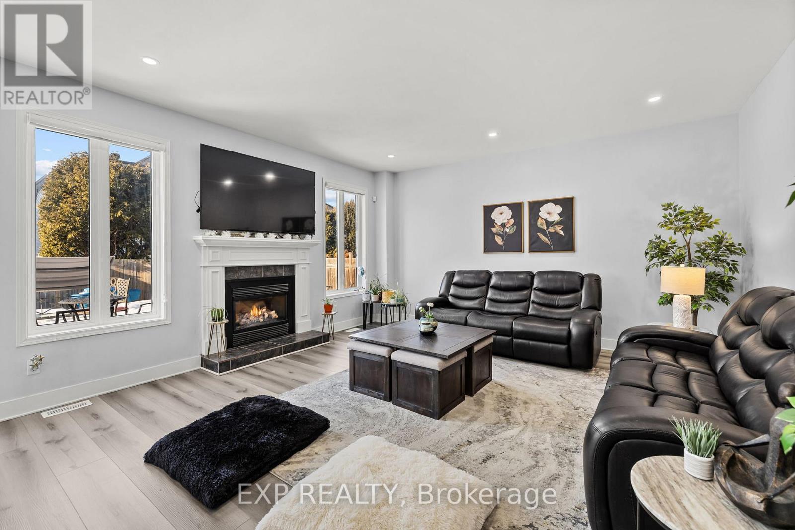 2151 Avebury Drive, Ottawa, Ontario  K4A 4G7 - Photo 8 - X12206604