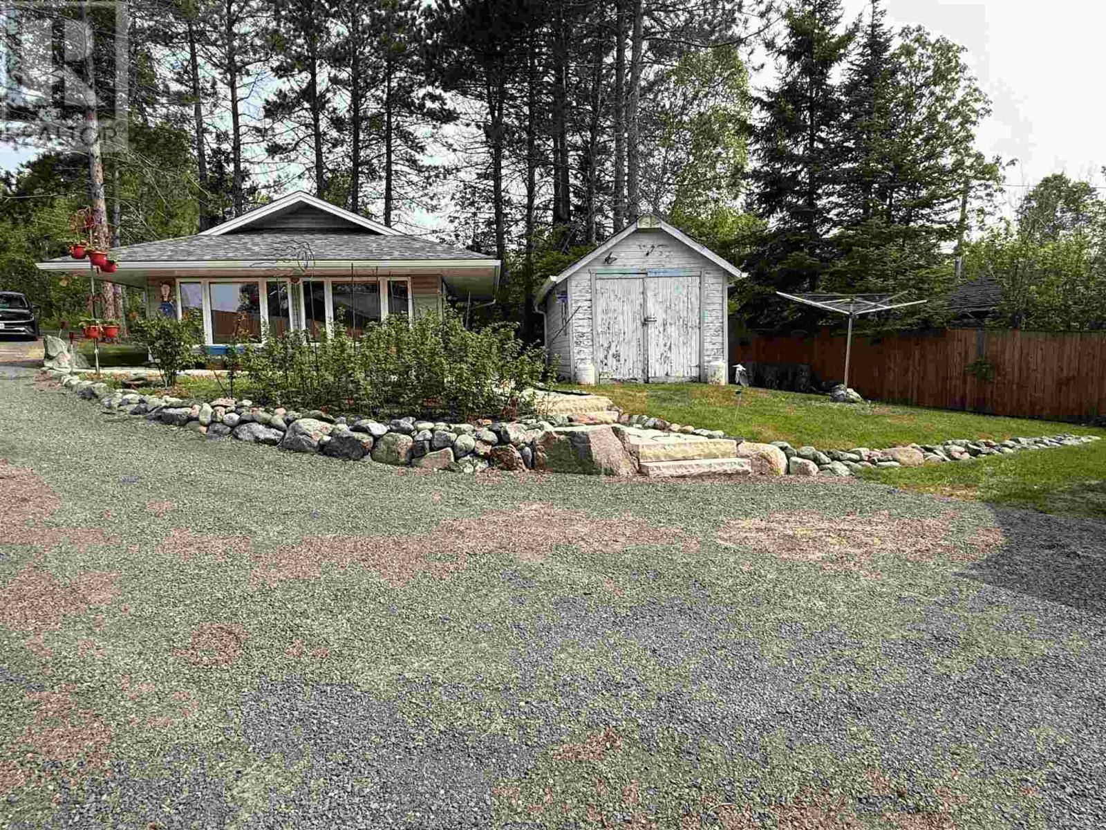 1329 Silver Beach Dr, Thunder Bay, Ontario  P7A 0Y8 - Photo 35 - TB251576