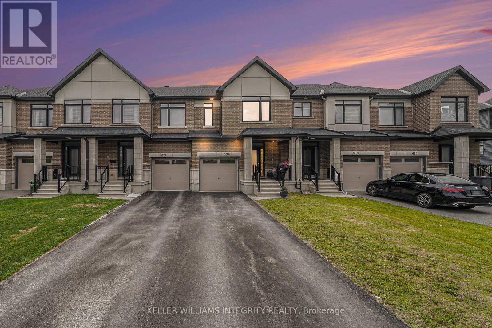658 Putney Crescent, Ottawa, Ontario  K2S 2N7 - Photo 36 - X12203873
