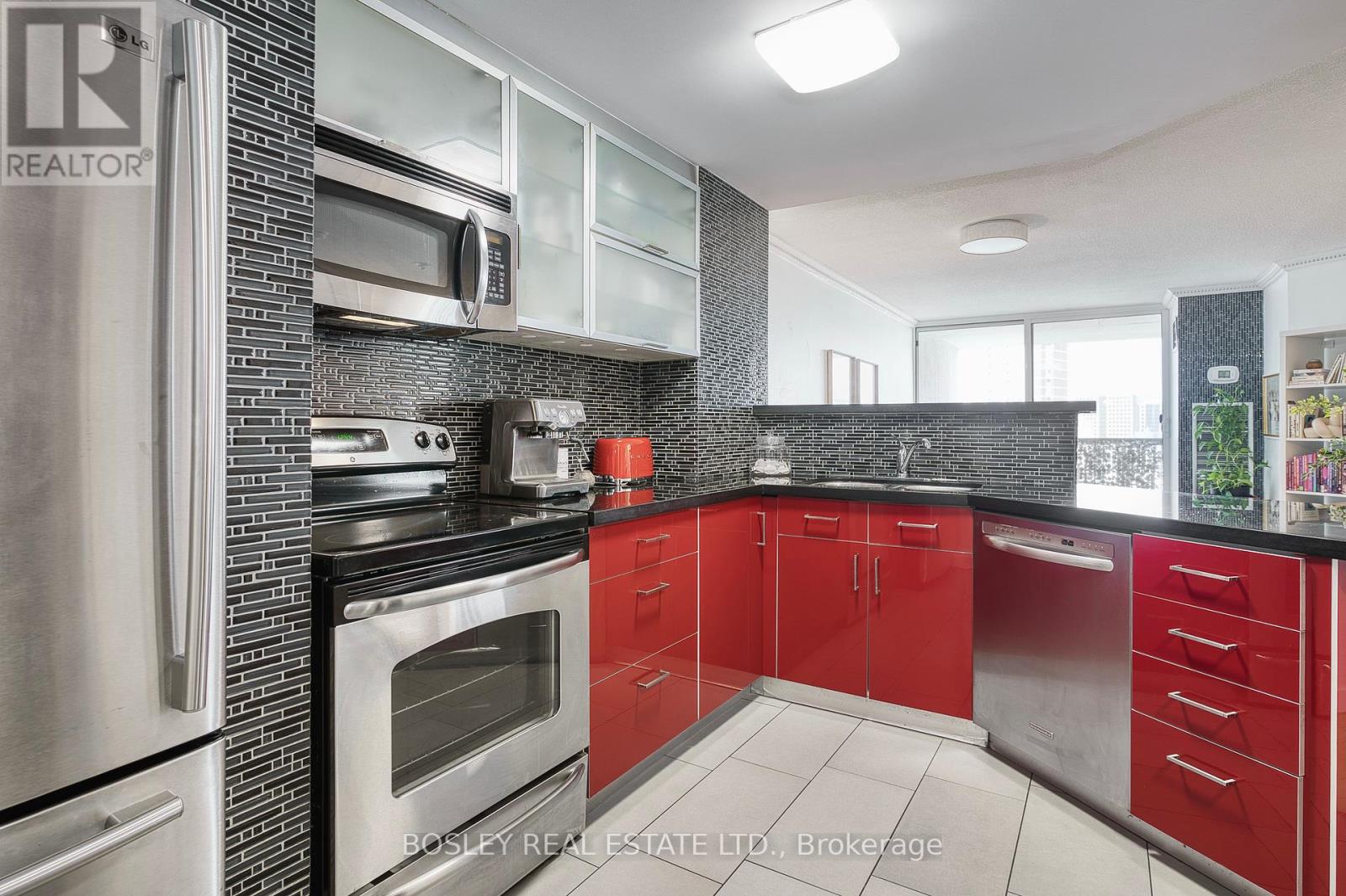 1923 - 77 Maitland Place, Toronto, Ontario  M4Y 2V6 - Photo 5 - C12206378