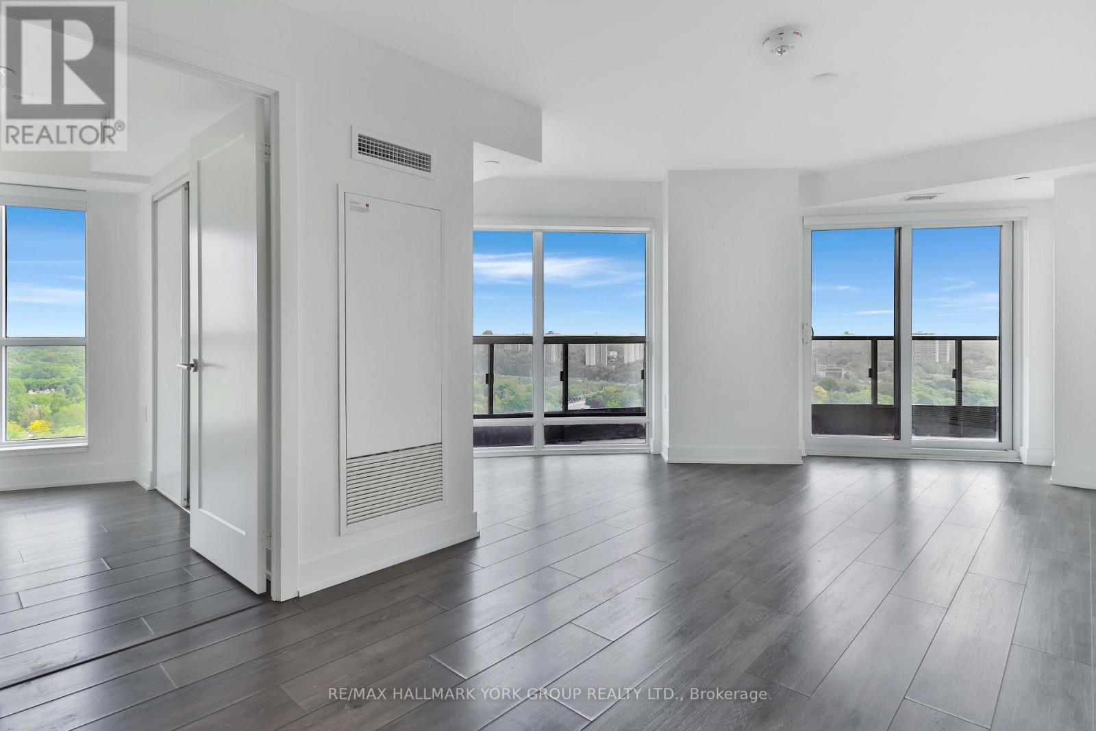 2017 - 585 Bloor Street E, Toronto, Ontario  M6G 1K5 - Photo 12 - C12206460