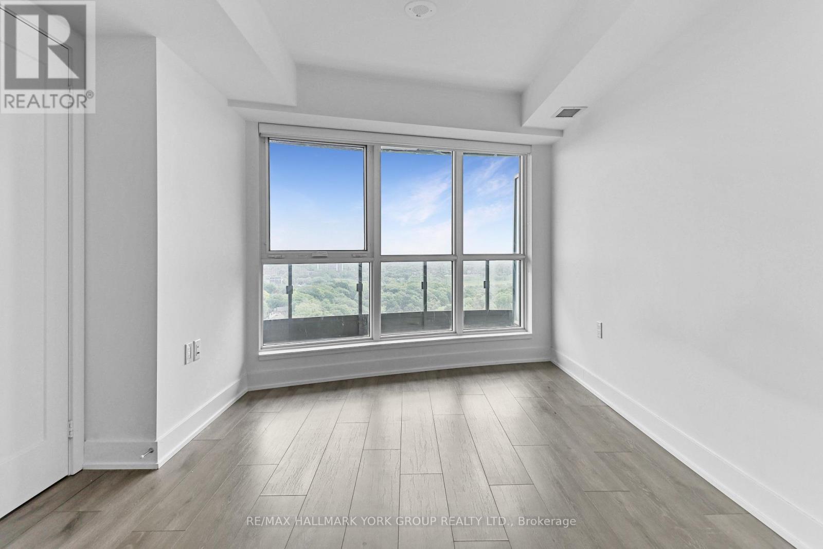 2017 - 585 Bloor Street E, Toronto, Ontario  M6G 1K5 - Photo 15 - C12206460