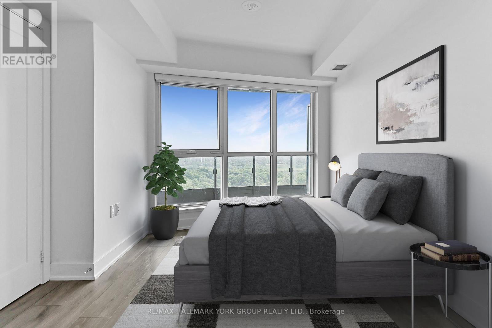 2017 - 585 Bloor Street E, Toronto, Ontario  M6G 1K5 - Photo 3 - C12206460