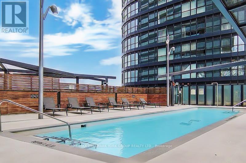 2017 - 585 Bloor Street E, Toronto, Ontario  M6G 1K5 - Photo 39 - C12206460