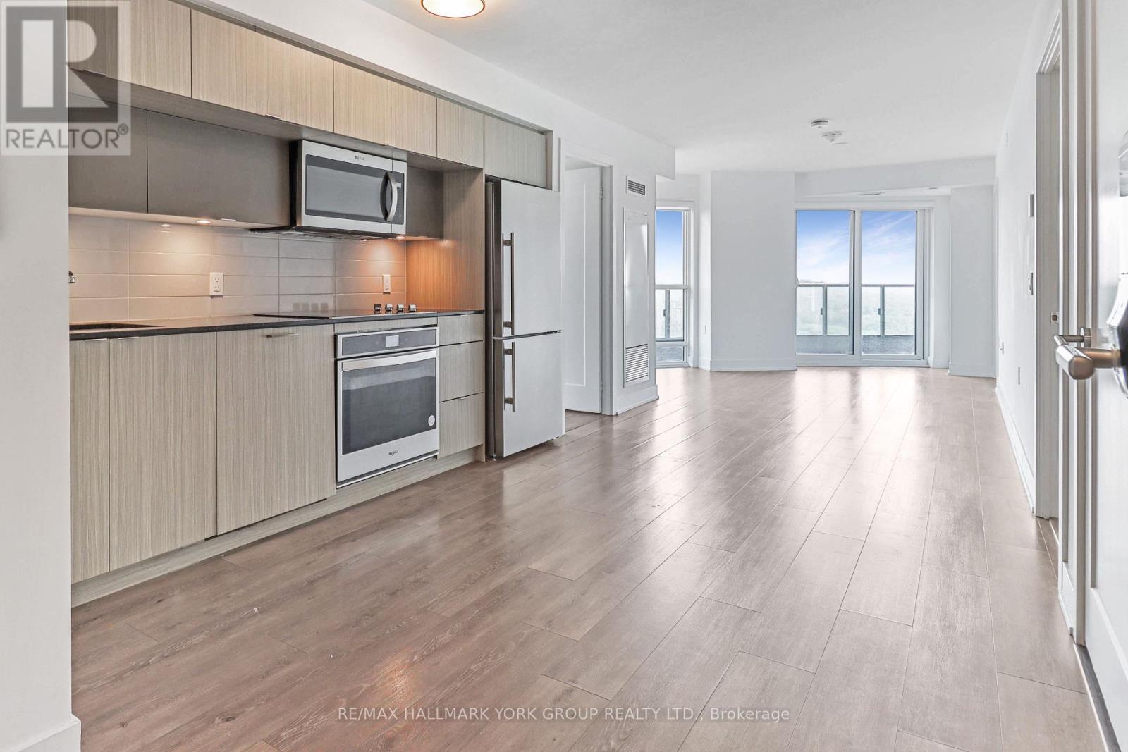 2017 - 585 Bloor Street E, Toronto, Ontario  M6G 1K5 - Photo 8 - C12206460
