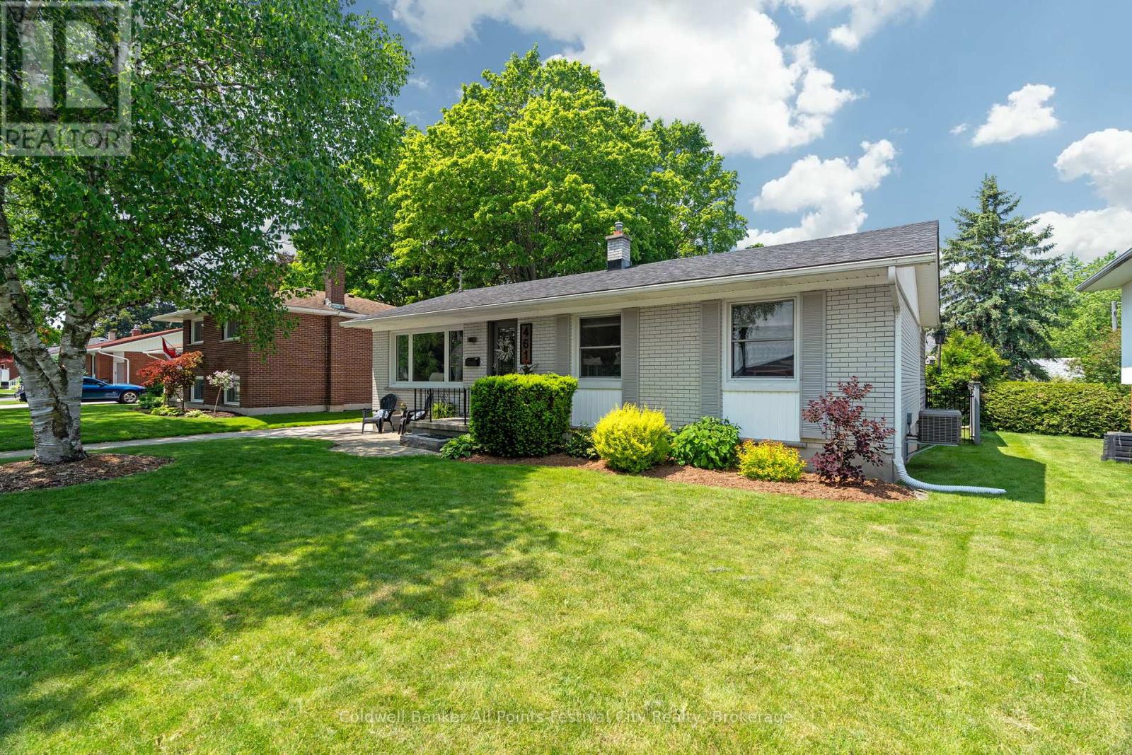 461 Maple Avenue N, North Perth, Ontario  N4W 3G4 - Photo 2 - X12206611