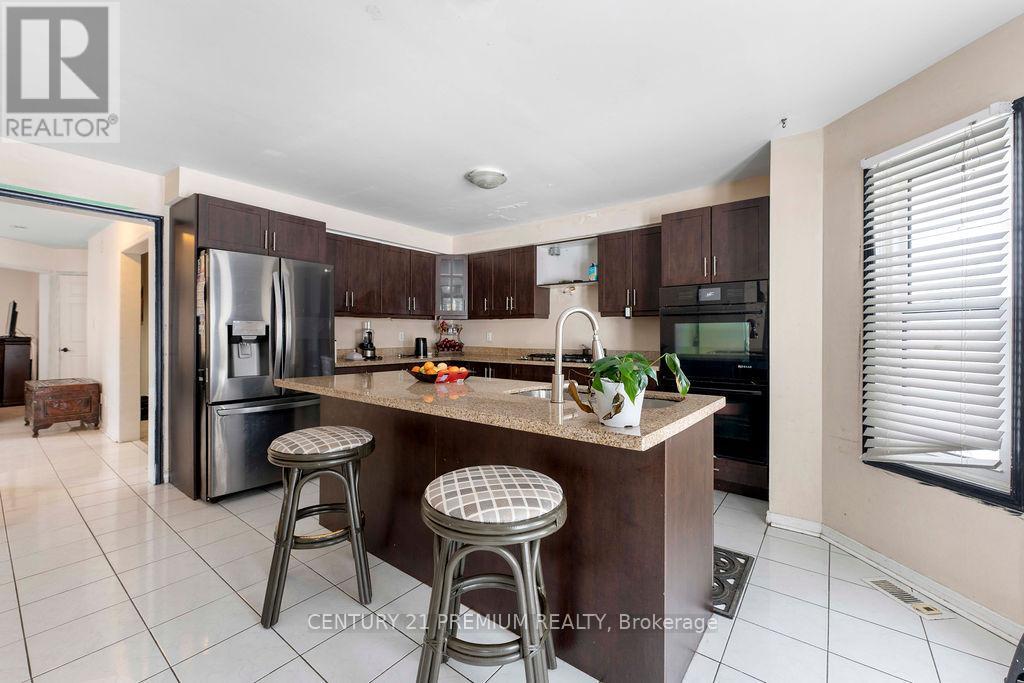 60 Furrow Drive, Whitby, Ontario  L1R 1Y7 - Photo 17 - E12206404