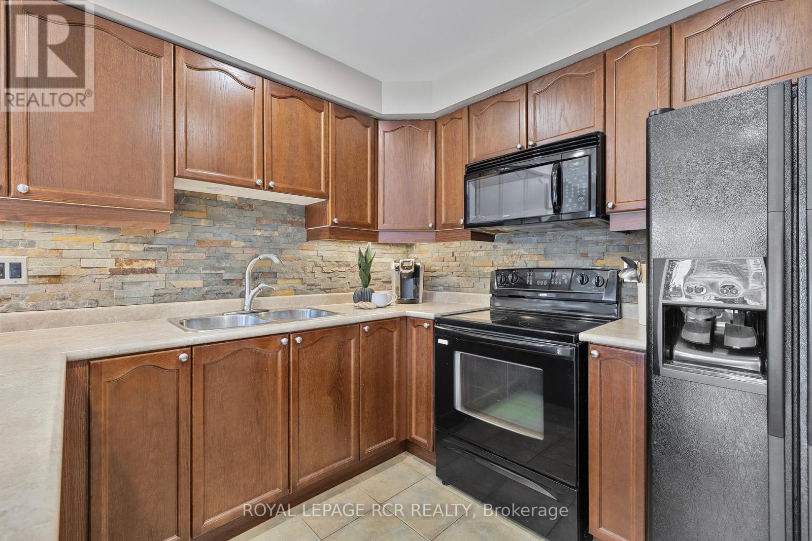 34 Childs Court, Clarington, Ontario  L1C 5P2 - Photo 8 - E12206431