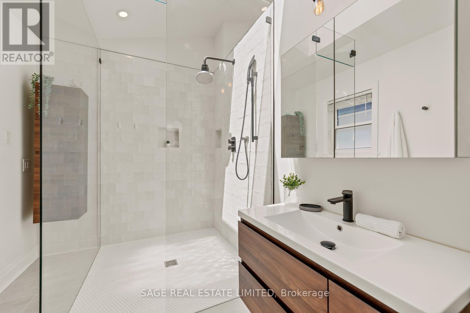 88 Gradwell Drive, Toronto, Ontario  M1M 2N2 - Photo 21 - E12206508