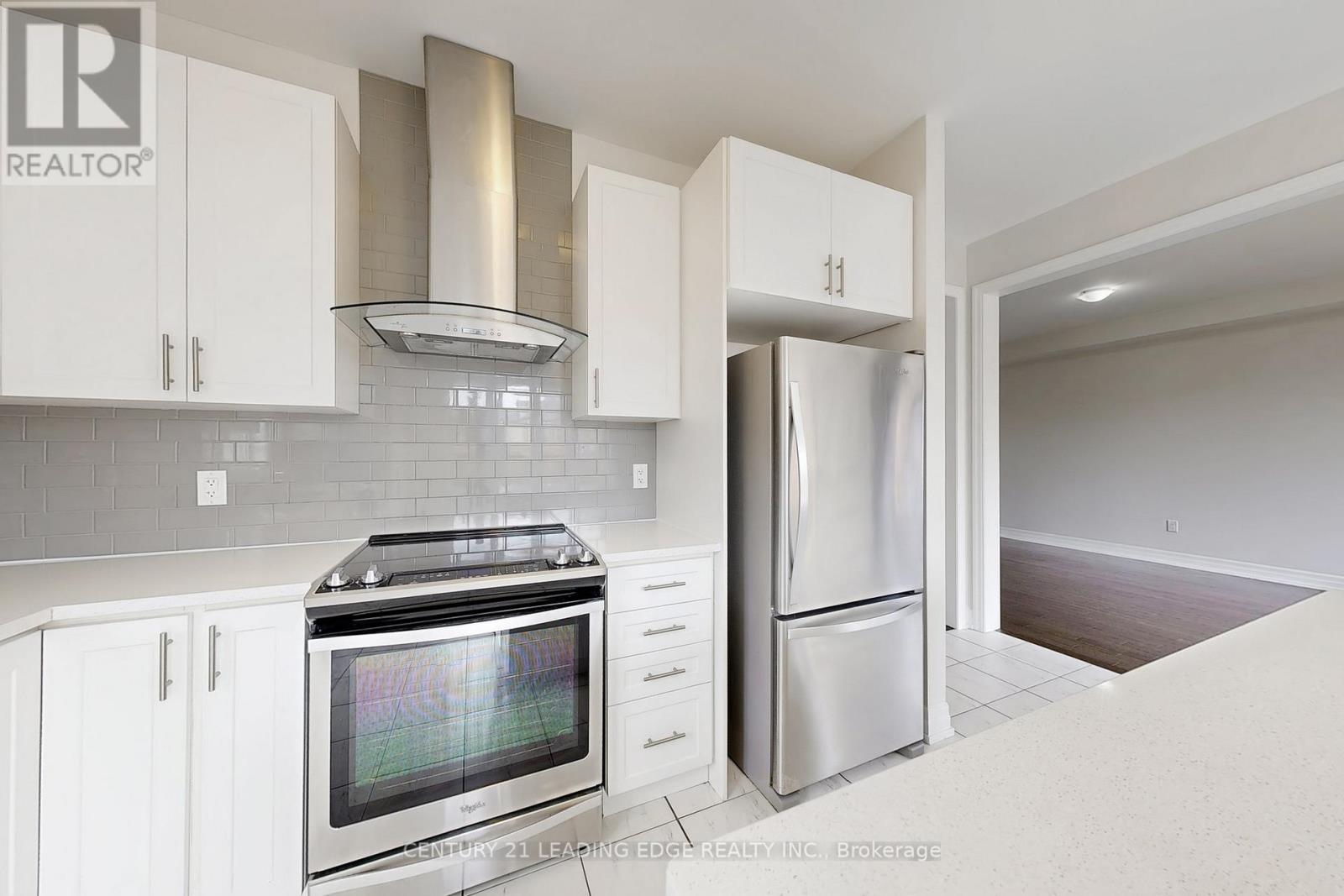 48 Micklefield Avenue, Whitby, Ontario  L1P 0C4 - Photo 17 - E12206512