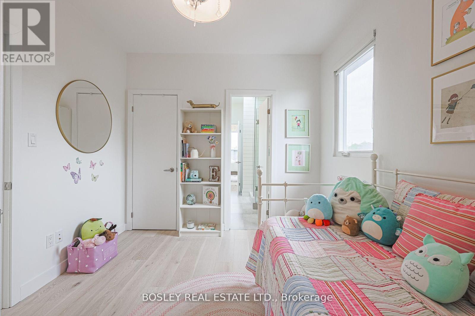 38 Roblin Avenue, Toronto, Ontario  M4C 3R1 - Photo 21 - E12206537