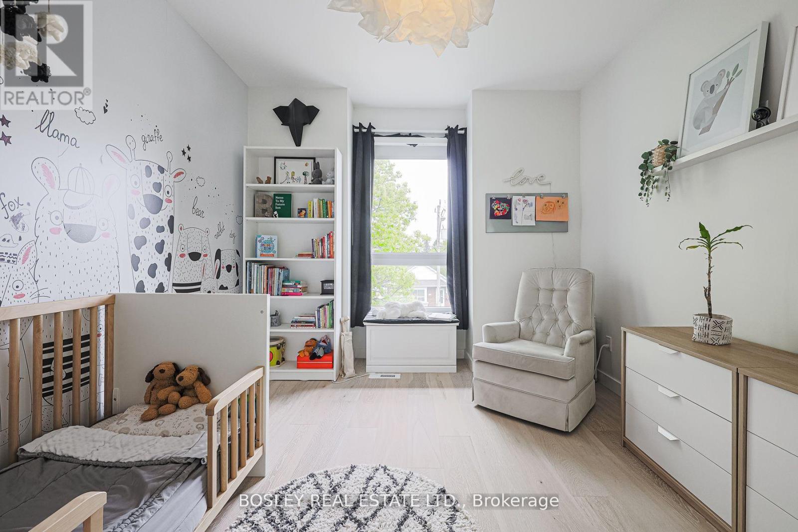 38 Roblin Avenue, Toronto, Ontario  M4C 3R1 - Photo 26 - E12206537