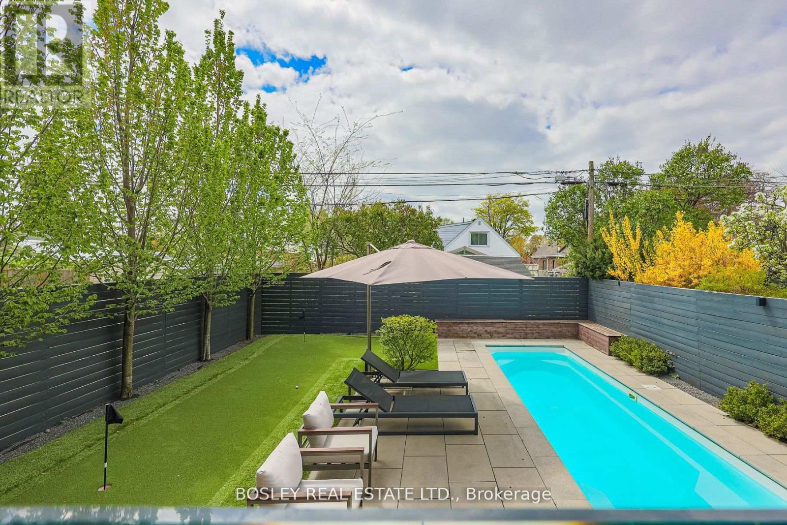 38 Roblin Avenue, Toronto, Ontario  M4C 3R1 - Photo 35 - E12206537