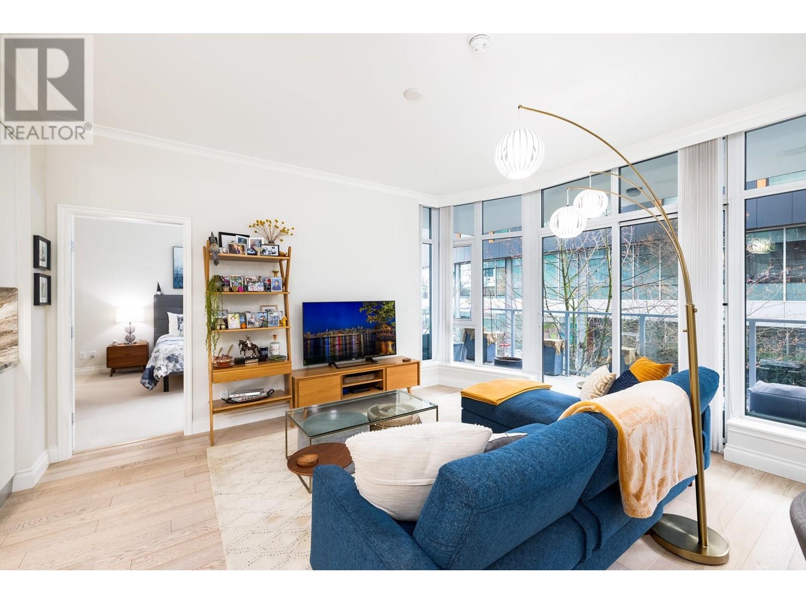 207 175 Victory Ship Way, North Vancouver, British Columbia  V7L 0G1 - Photo 9 - R2974640