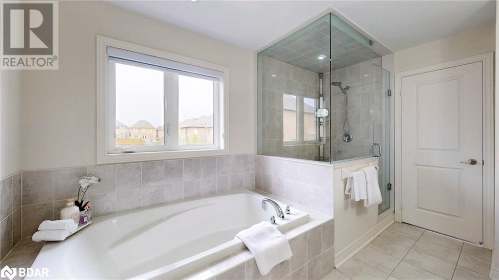 219 Inverness Way, Bradford West Gwillimbury, Ontario  L3Z 0X5 - Photo 29 - 40739029