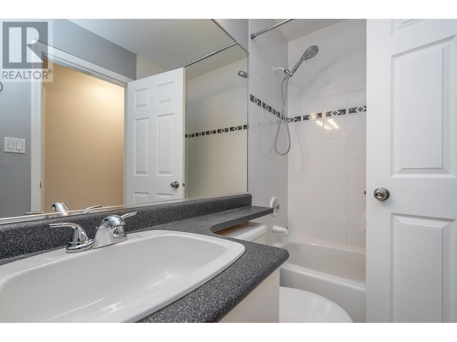 16 1370 Riverwood Gate, Port Coquitlam, British Columbia  V3B 7V7 - Photo 28 - R2996158