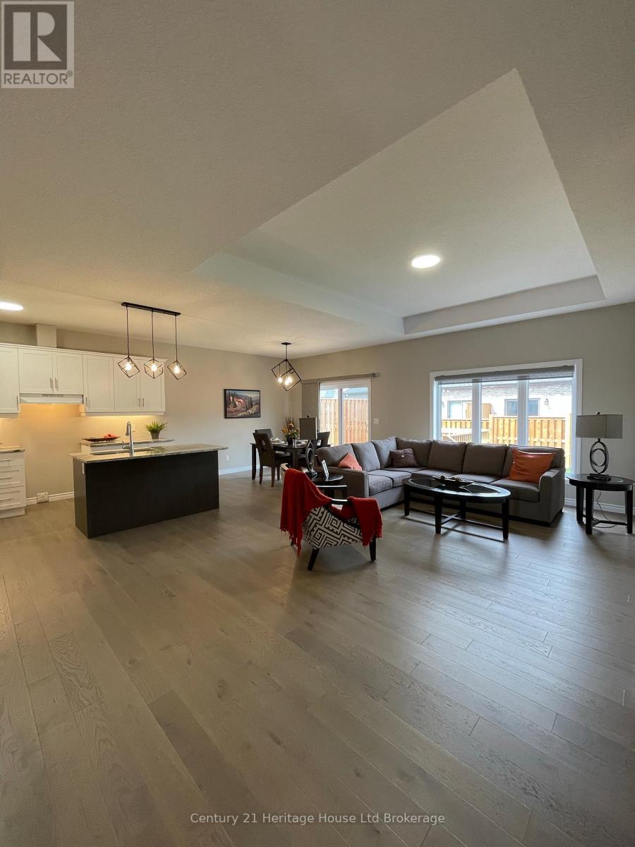 40 Matheson Crescent, East Zorra-Tavistock, Ontario  N0J 1M0 - Photo 12 - X11946906