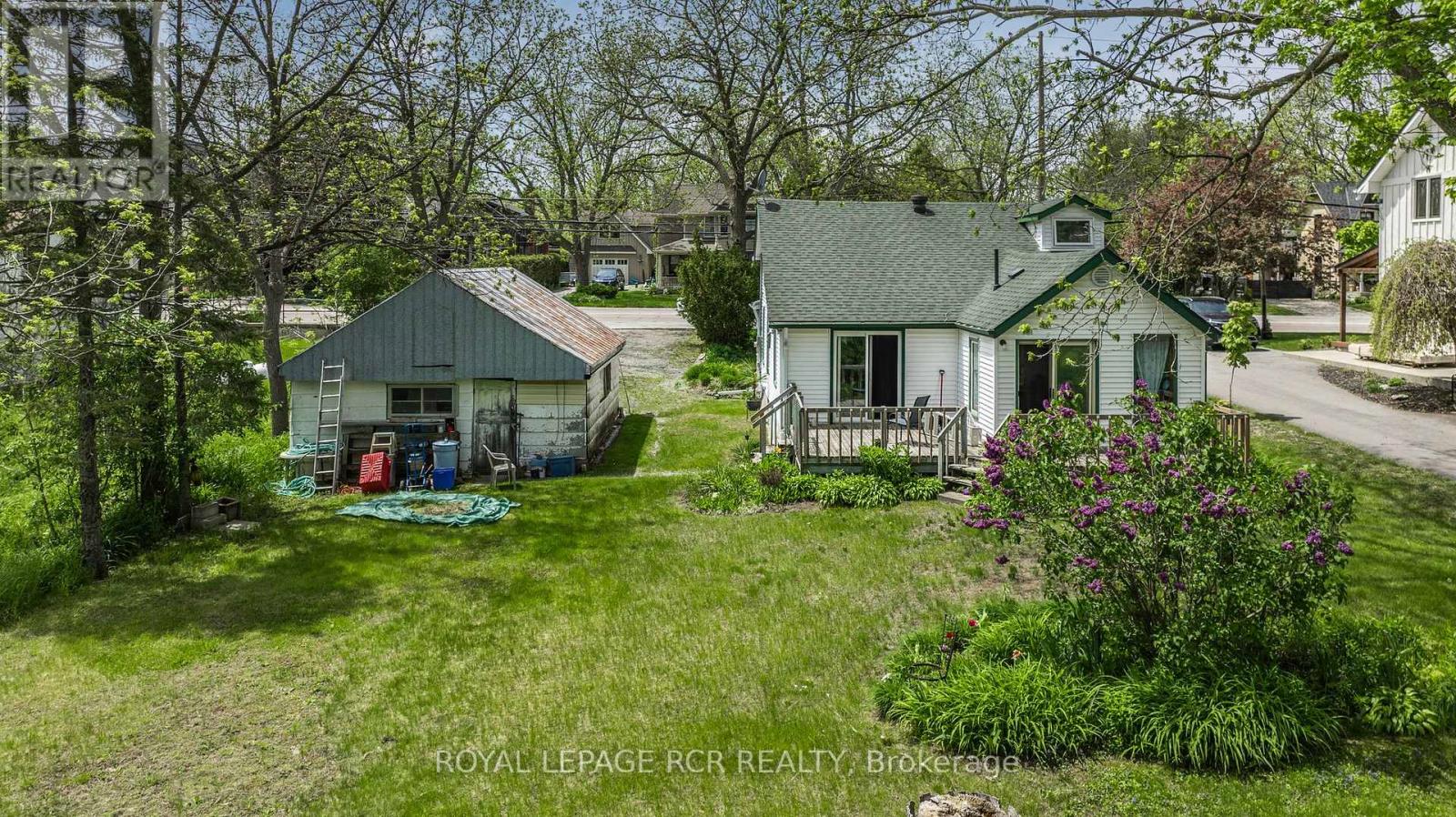 20377 Leslie Street, East Gwillimbury, Ontario  L0G 1R0 - Photo 12 - N12206500