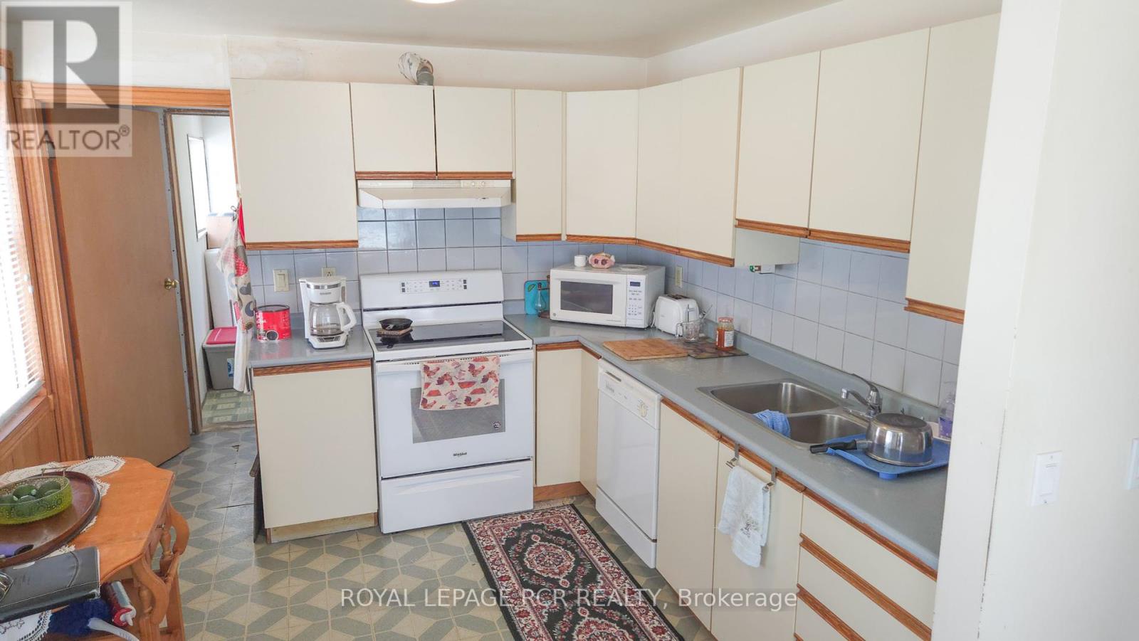 20377 Leslie Street, East Gwillimbury, Ontario  L0G 1R0 - Photo 24 - N12206500