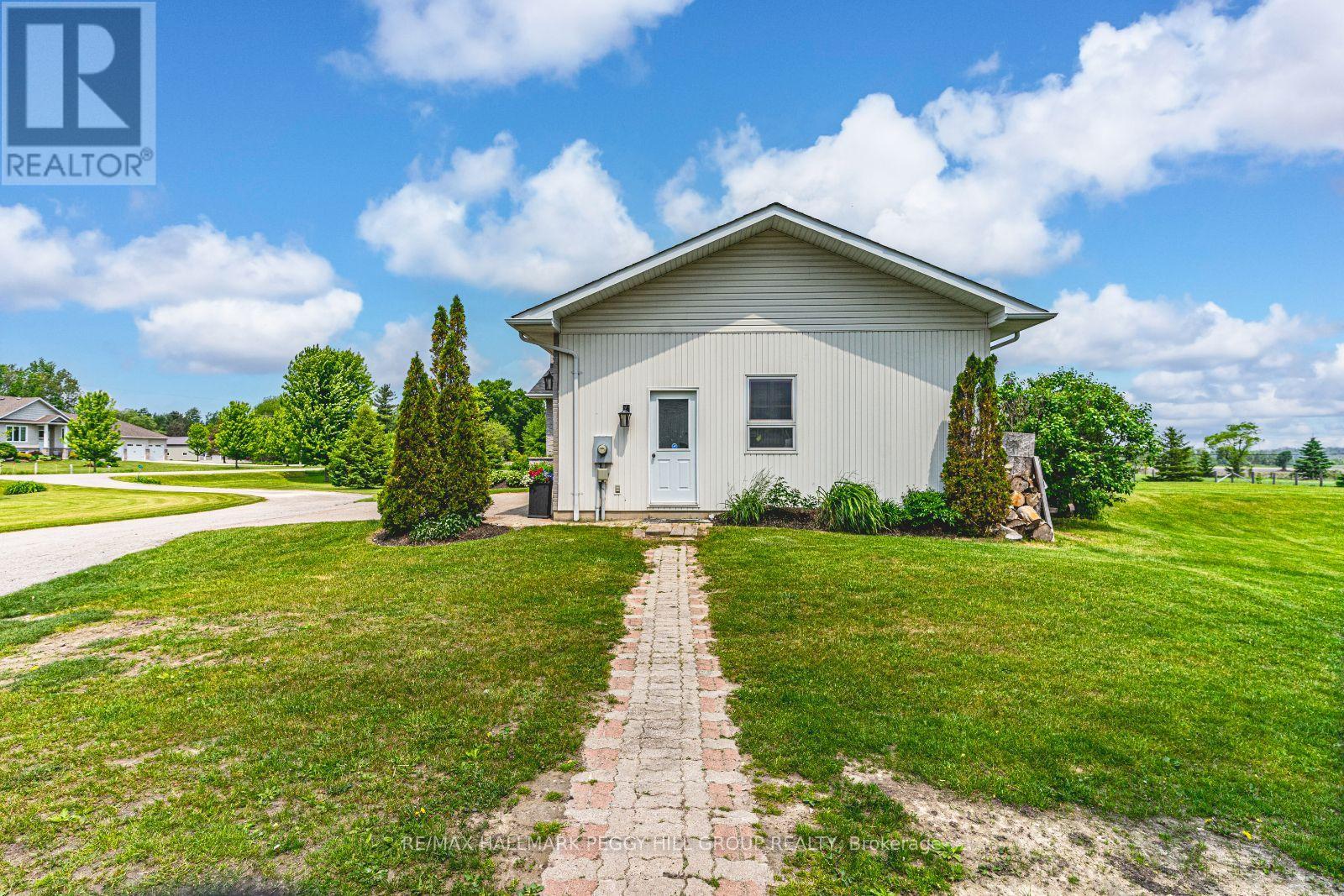 3413 Mccarthy Drive, Clearview, Ontario  L0M 1N0 - Photo 26 - S12206435